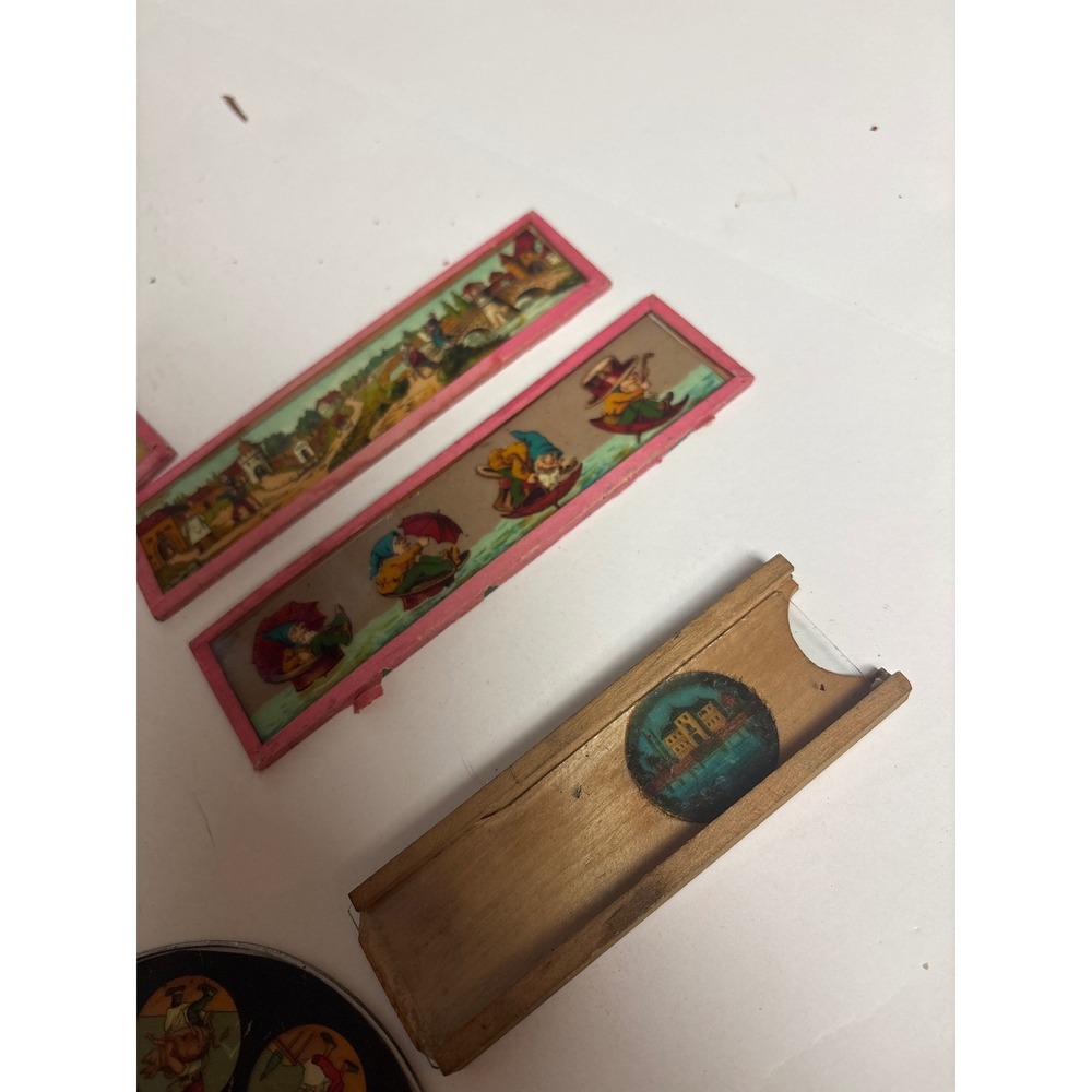 Antique Lanterna Magica Magic Lantern German Projector Set with Glass Slides Box - Picture 8 of 16